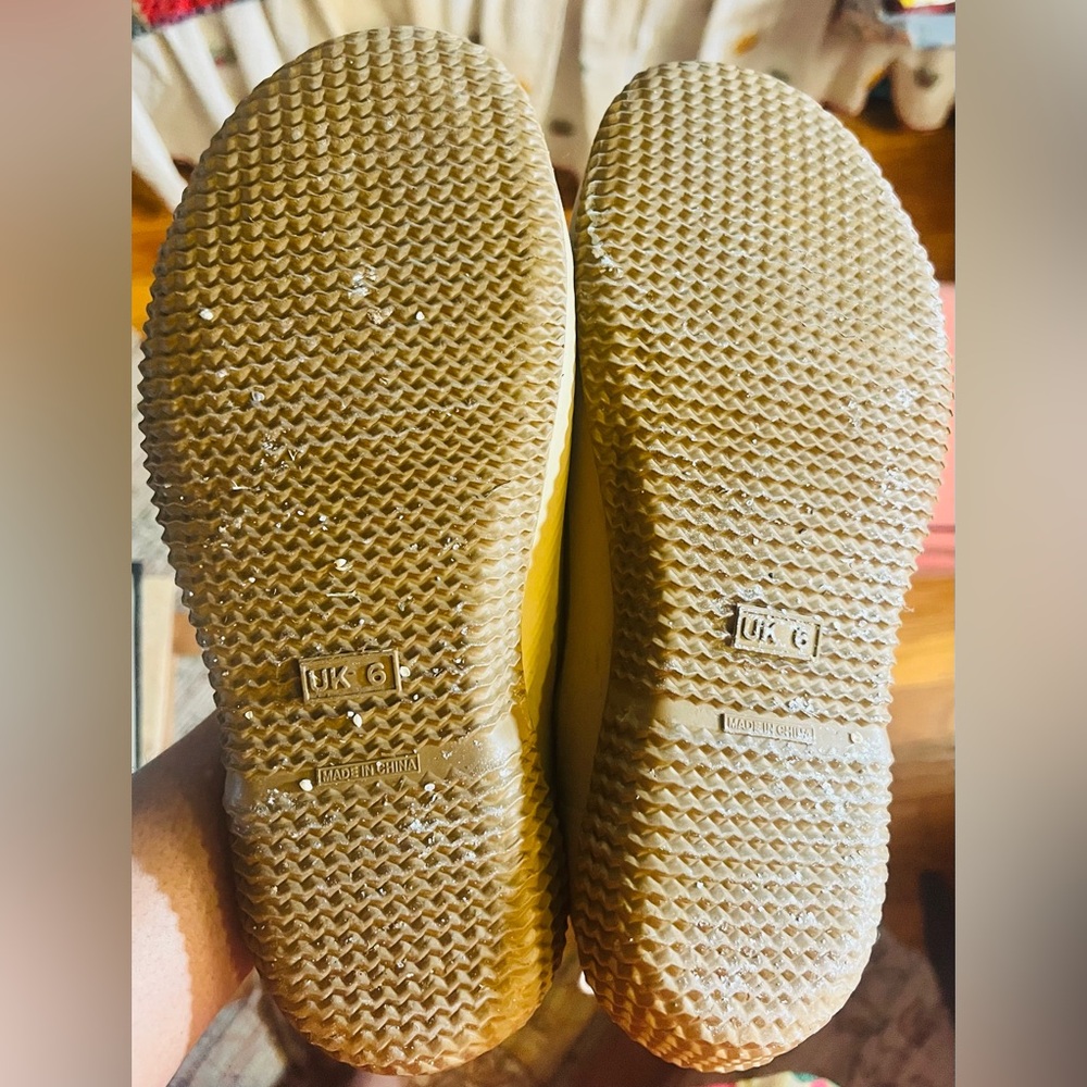 Hunter Rain Shoes in Sand - Picture 5 of 5